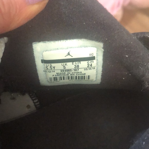 previously loved retro jordans - Picture 4 of 4